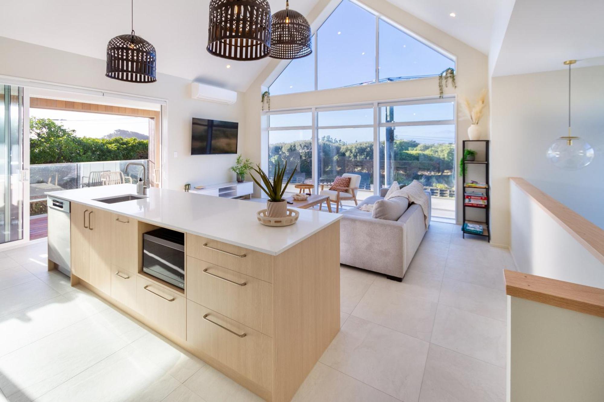 Luxury Beachside Living Elegant 3-Bedroom Haven 基督城 外观 照片