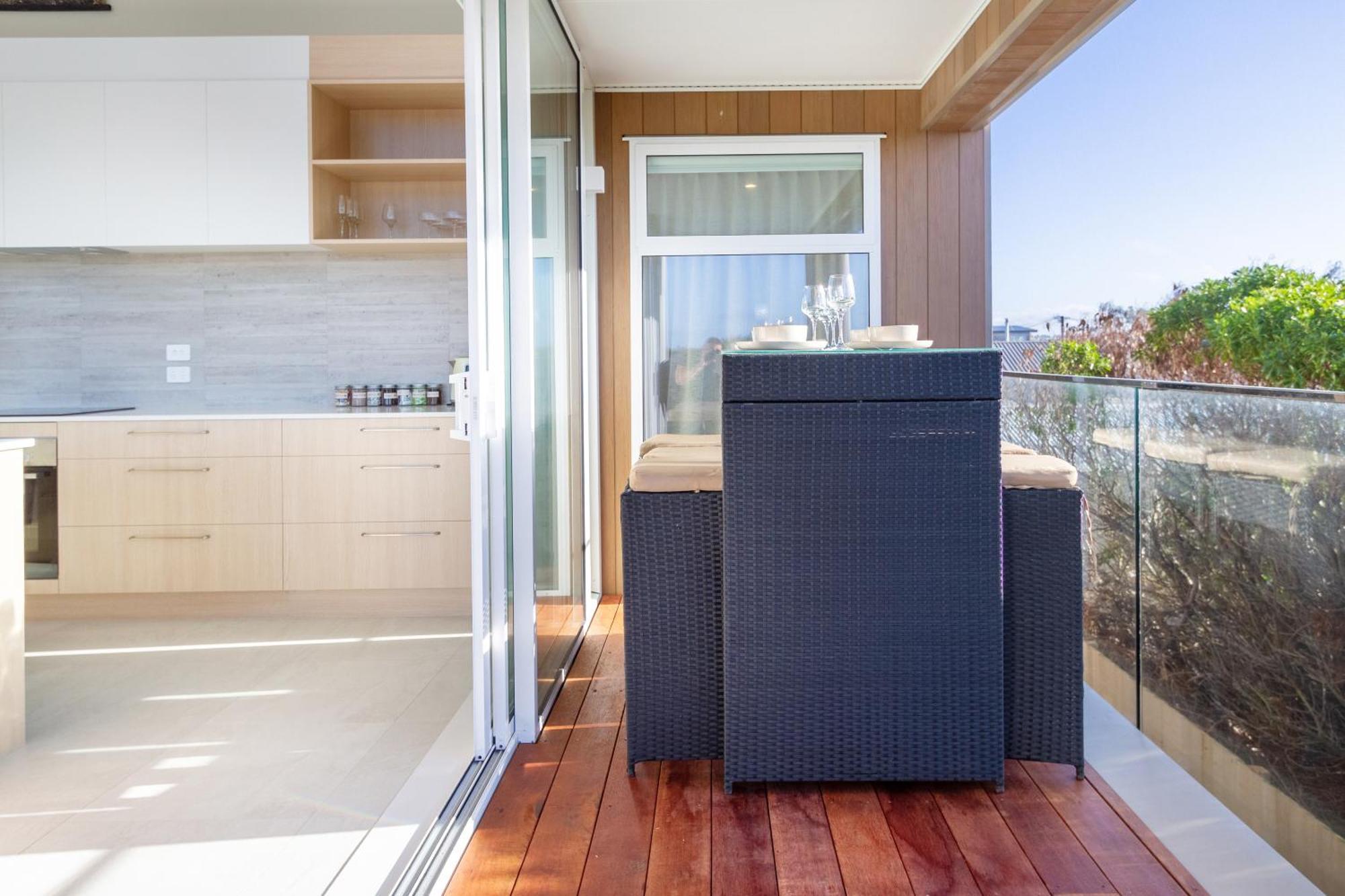 Luxury Beachside Living Elegant 3-Bedroom Haven 基督城 外观 照片